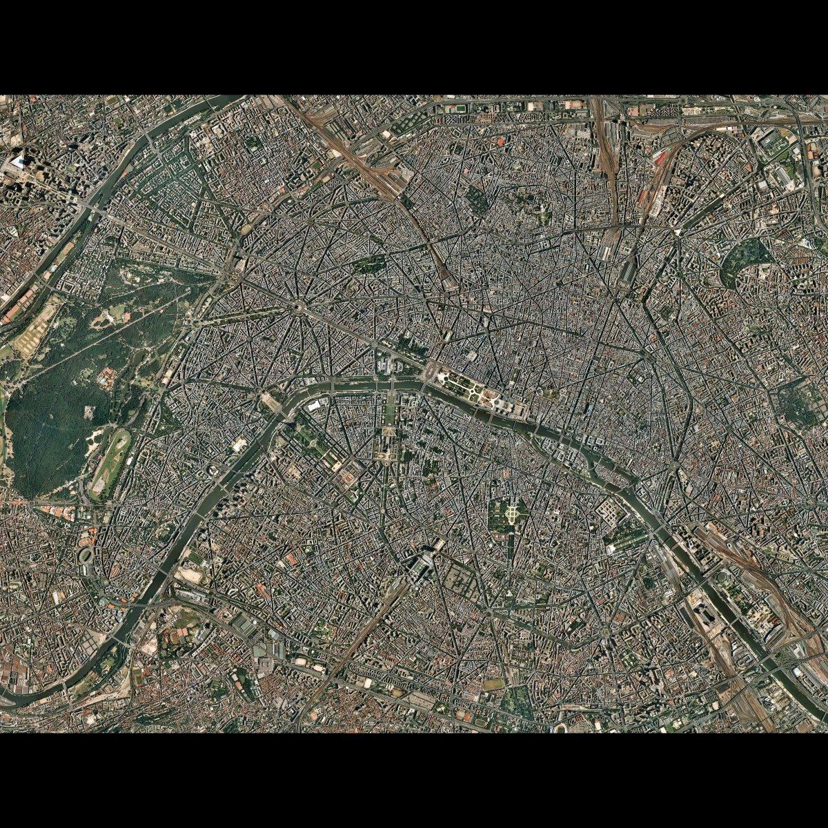 Žemėlapis palydovinės Paryžiuje